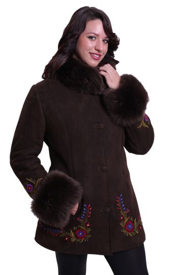 Short 'Anett’ lambskin coat with 'békési’ hand-made embroidery - 04